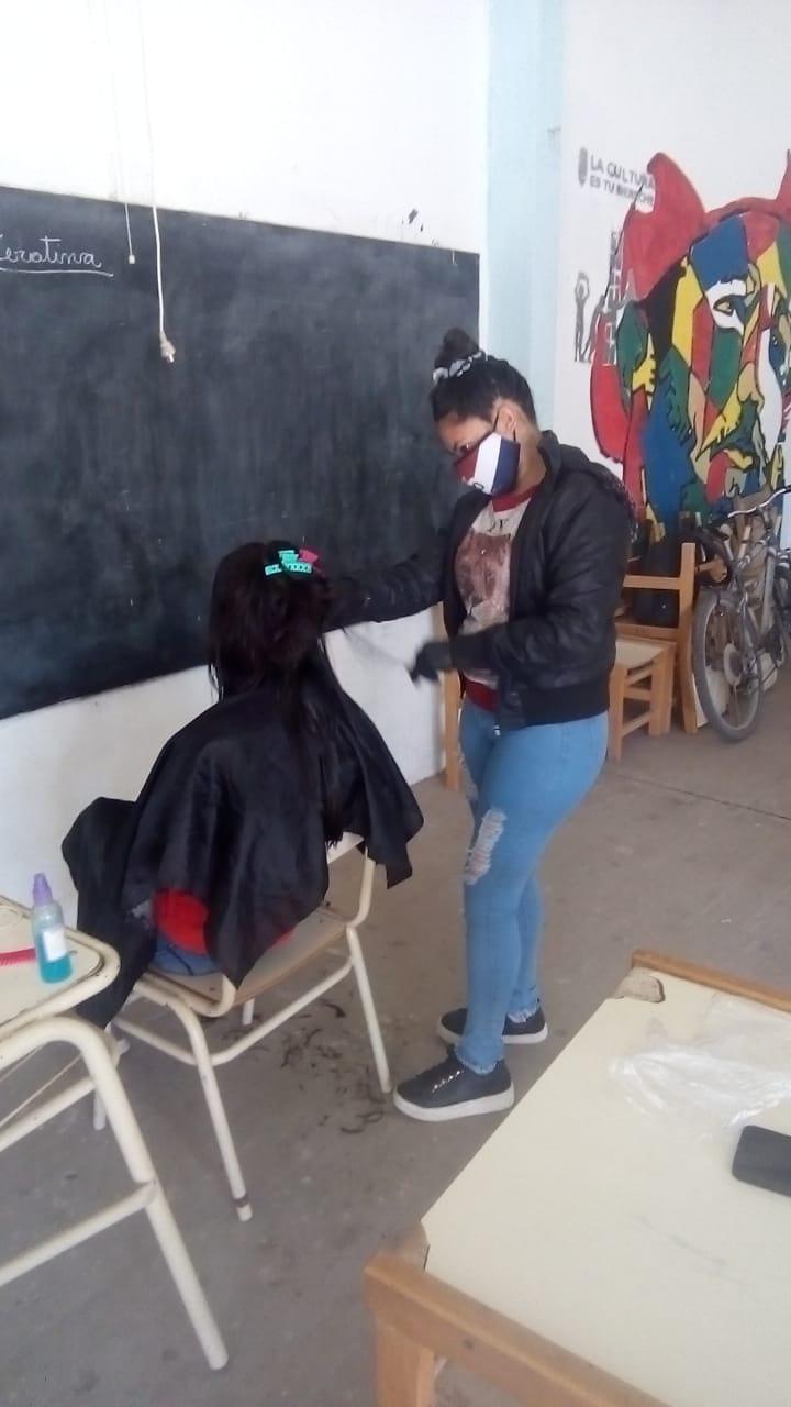 Peluqueria-formacion-profesional-20-08-25-02