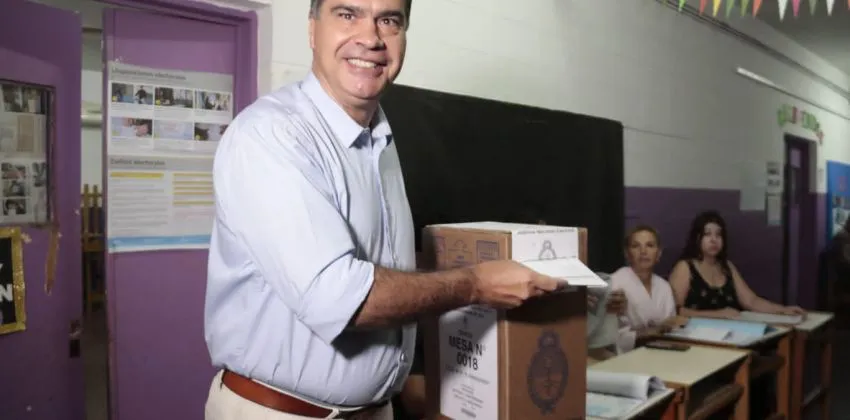 Jorge-Capitanich-emite-su-voto-2023-11-19