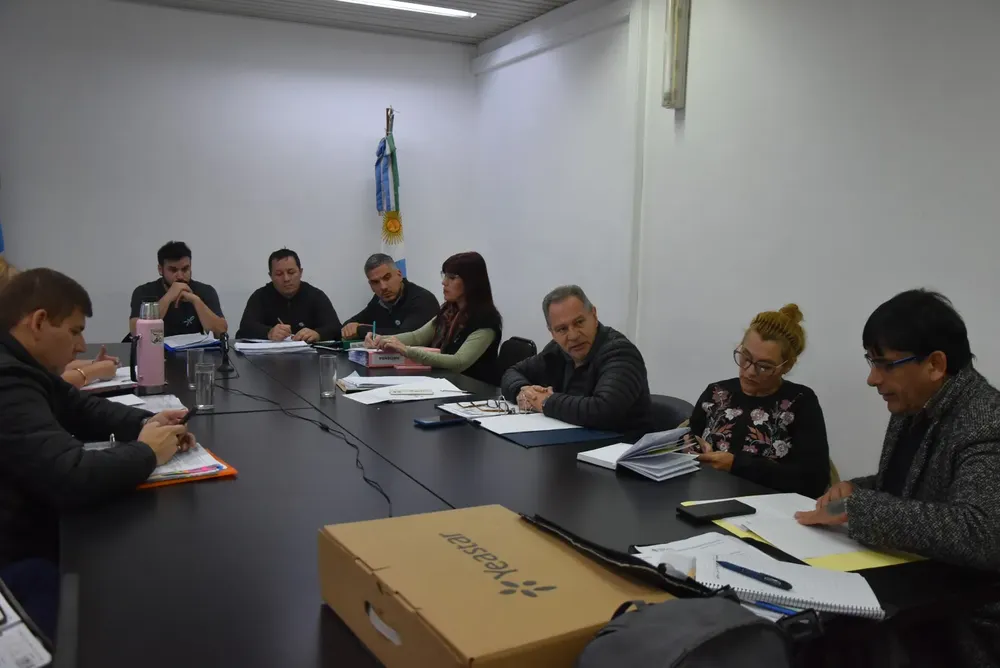 Comision-de-Hacienda-y-Presupuesto-24-05-20-01