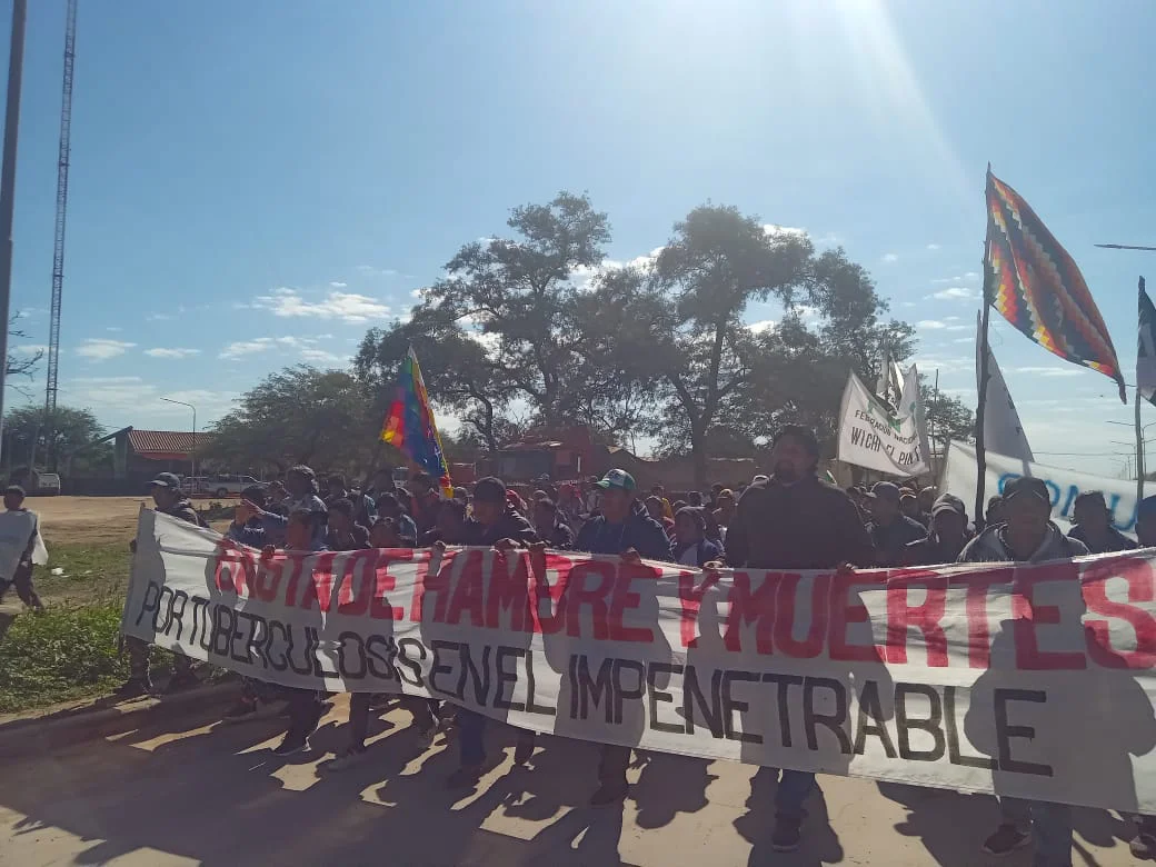Comunidades-wichi-Acampe-en-El-Impenetrable-26-06-08-04