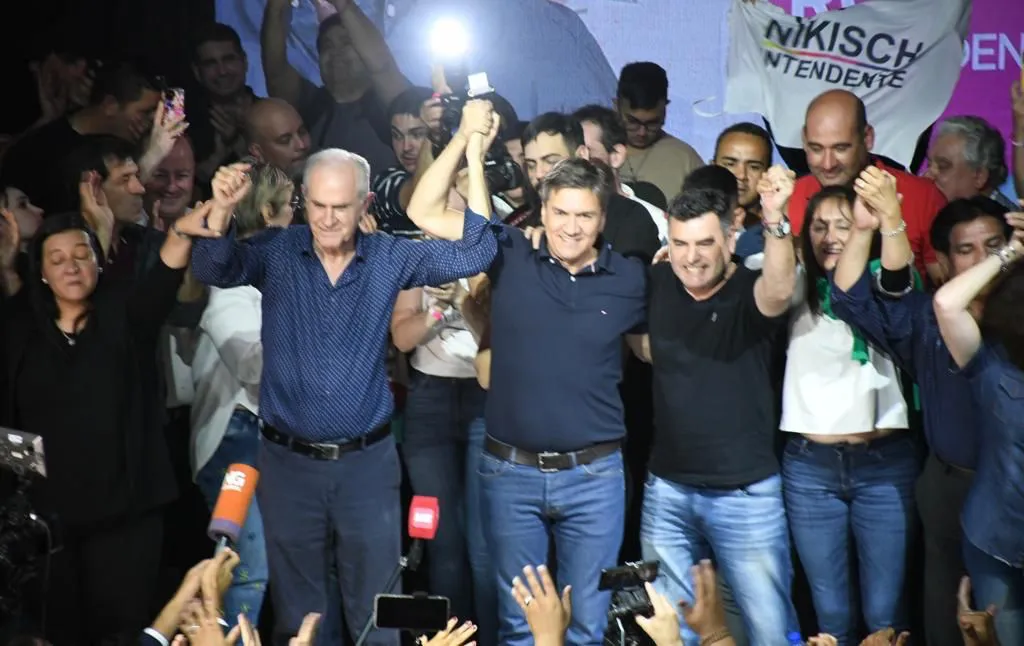 Roy-Nikisch-Leandro-Zdero-23-11-05-01