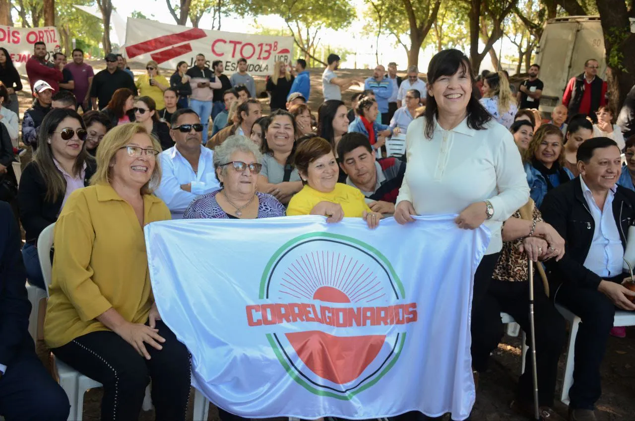 Elida-Cuesta-Correligionarios-23-06-05-02