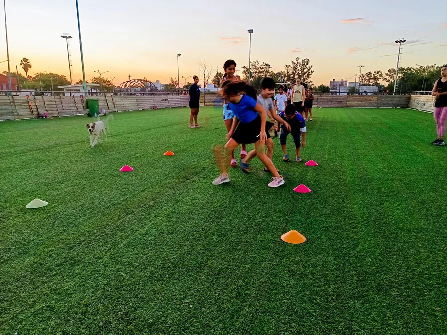 Parque-Urbano-Tiro-Federal-Hockey-25-04-01-03