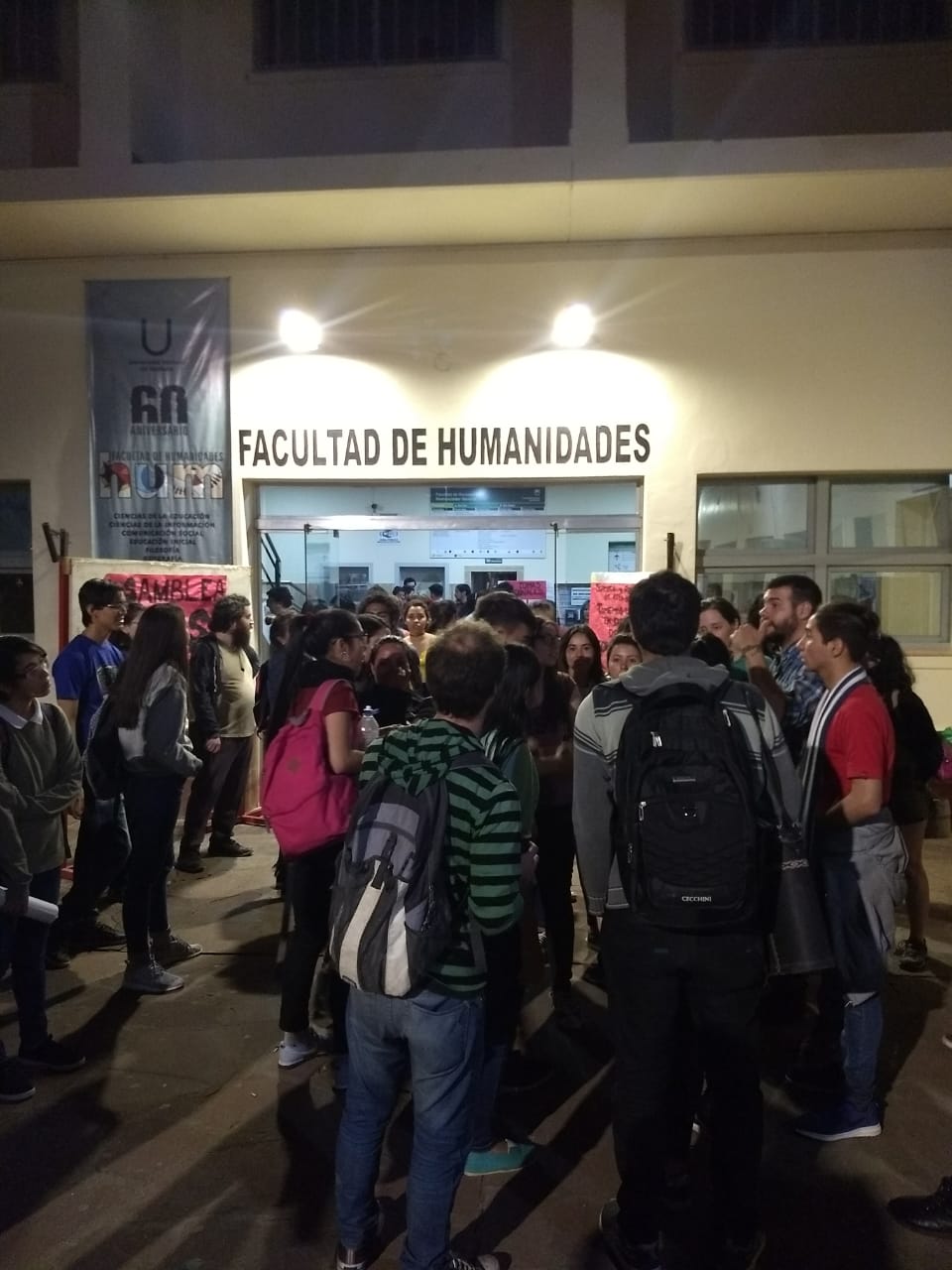 Toma-de-la-Facultad-de-Humanidades-18-09-07-01