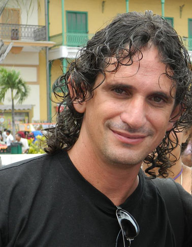 Encuentro-de--Narracion-Oral-Escenica-Daniel-AlbertoHernández-Acosta (Cuba)