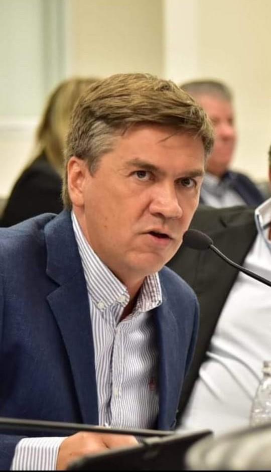 Leandro-Zdero-20-06-20-01