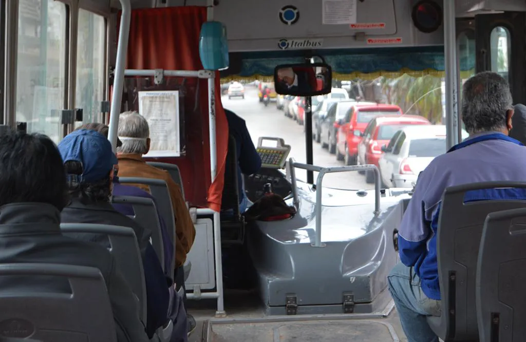 Transporte-publico-22-05-19-02