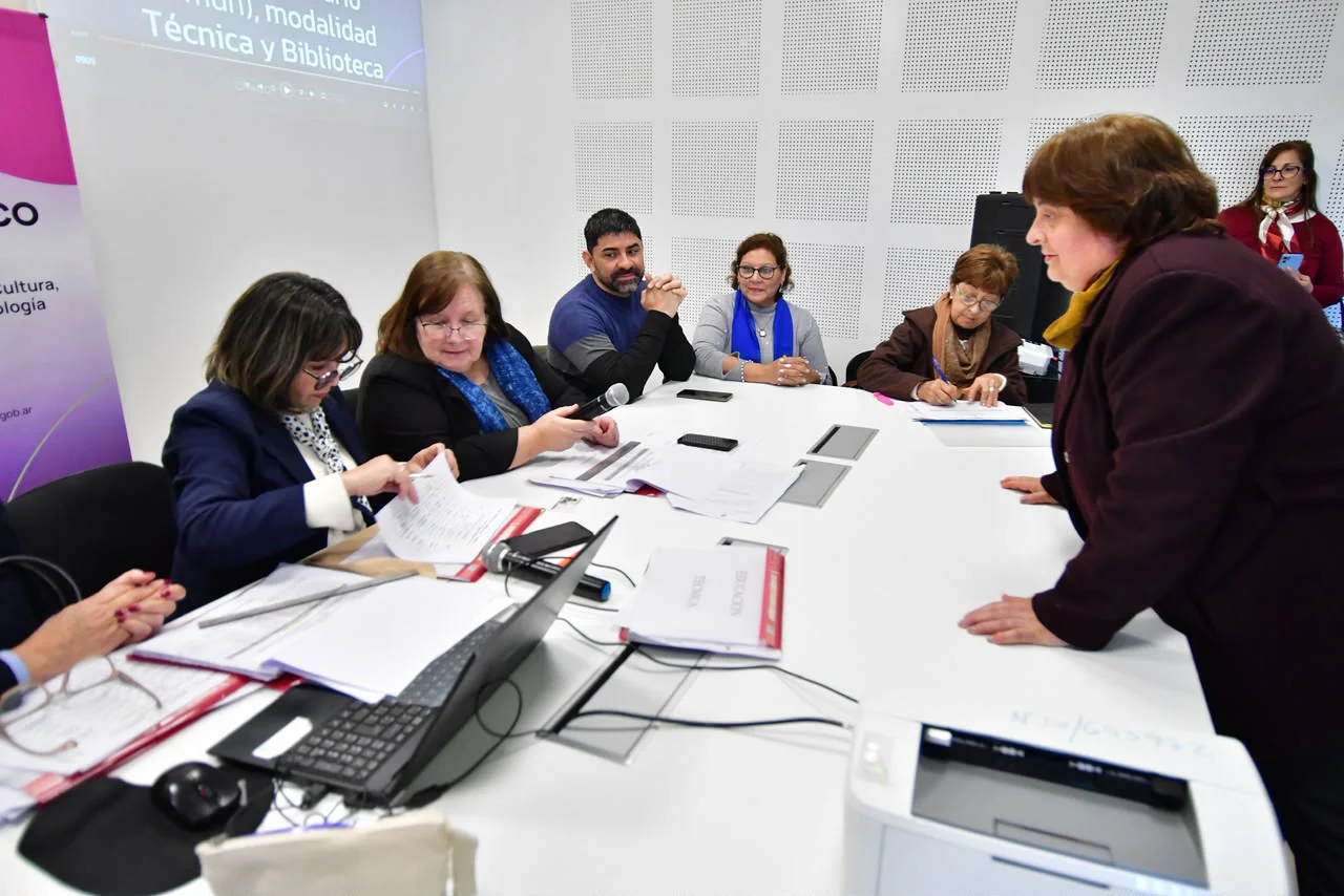 Concursos-de-Ascensos-Escuelas-Secundarias-y-Tecnicas-26-09-15-03