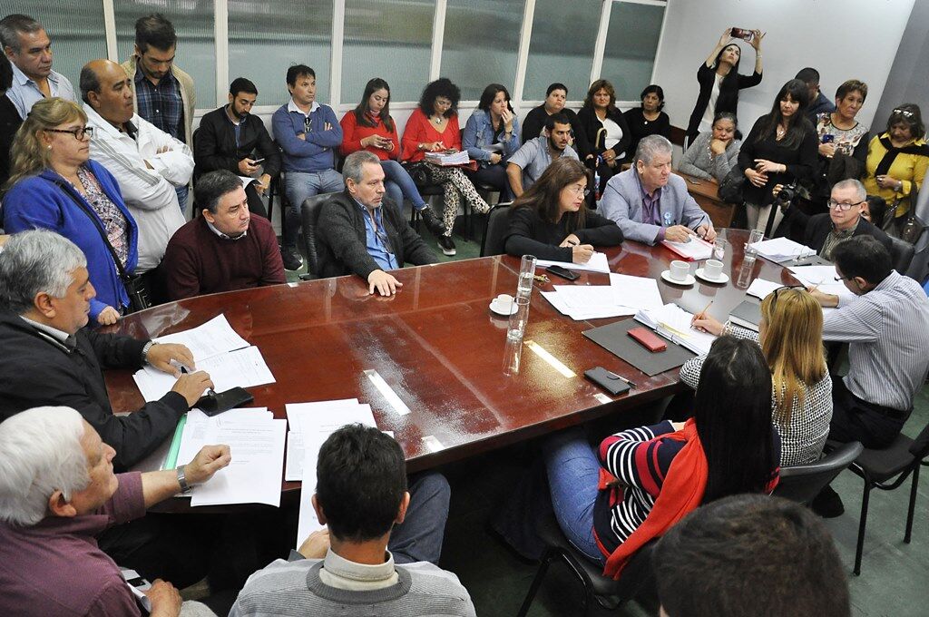 Comision-de-Hacienda-AGUEL-19-06-10-01