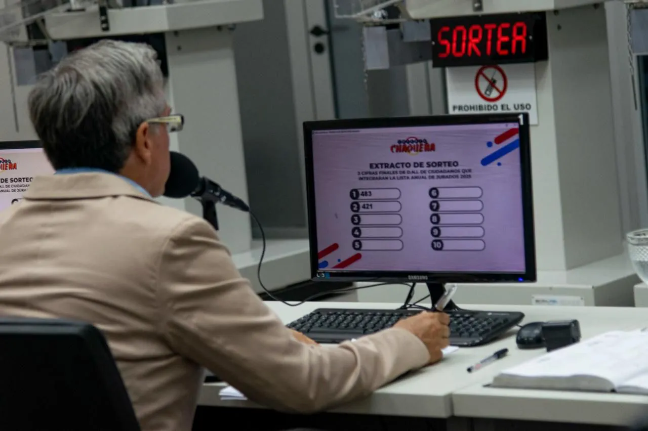 Sorteo-potenciales-integrantes-del-juicio-por-jurados-24-11-20-04