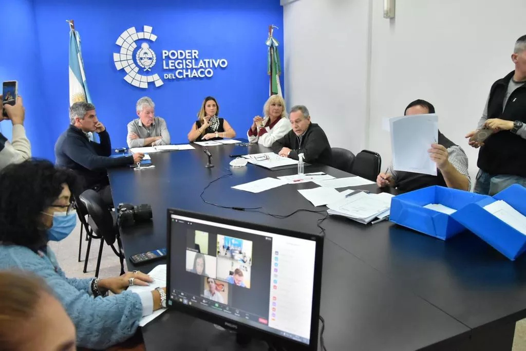 Comision-de-Hacienda-22-05-10-01