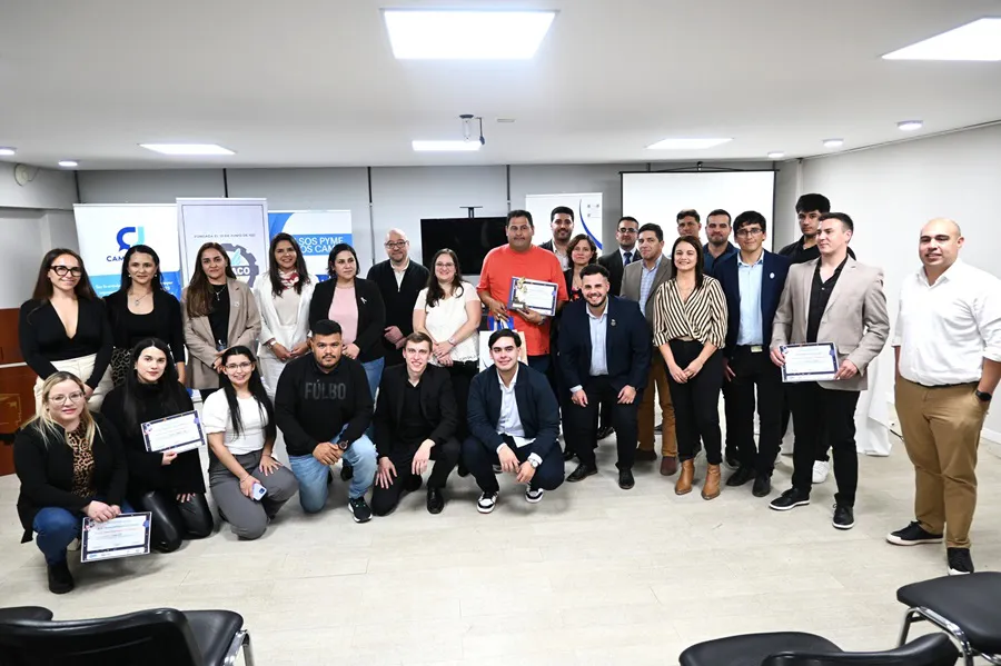 CAME-Joven-Manuel-Alejandro-Pelynio-joven-empresario-del-anio-25-07-10-02