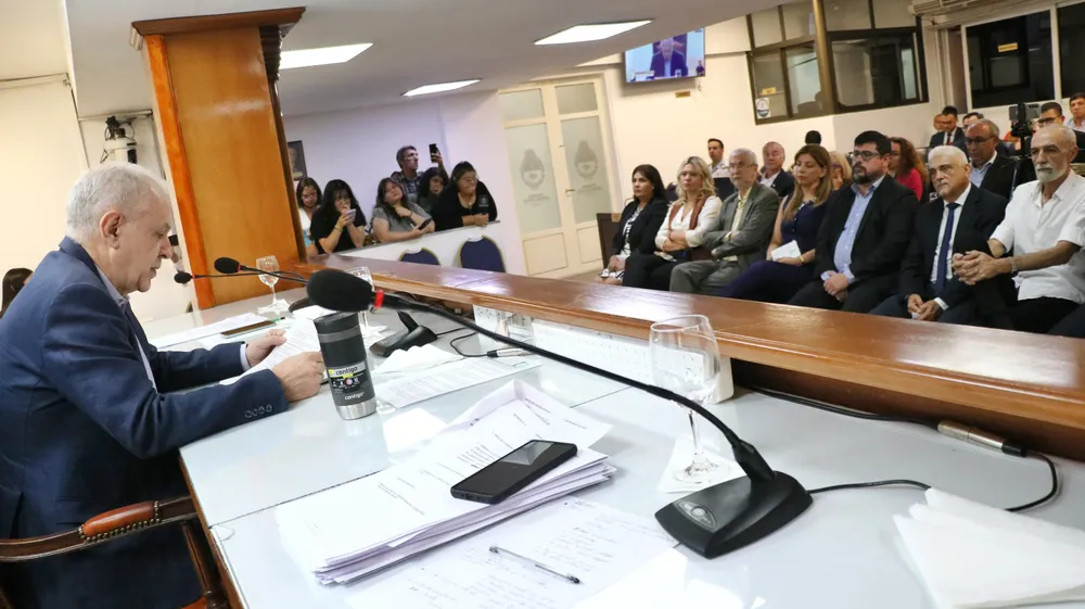 Roy-Nikisch-apetura-de-sesiones-ordinarias-del-Concejo-Municiapl-de-Resistencia-1