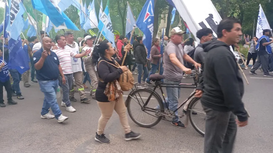 Paro-nacional-CGT-25-04-09-05