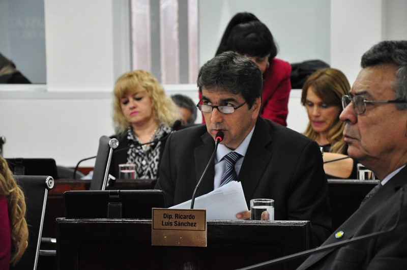 Ricardo-Sanchez-12
