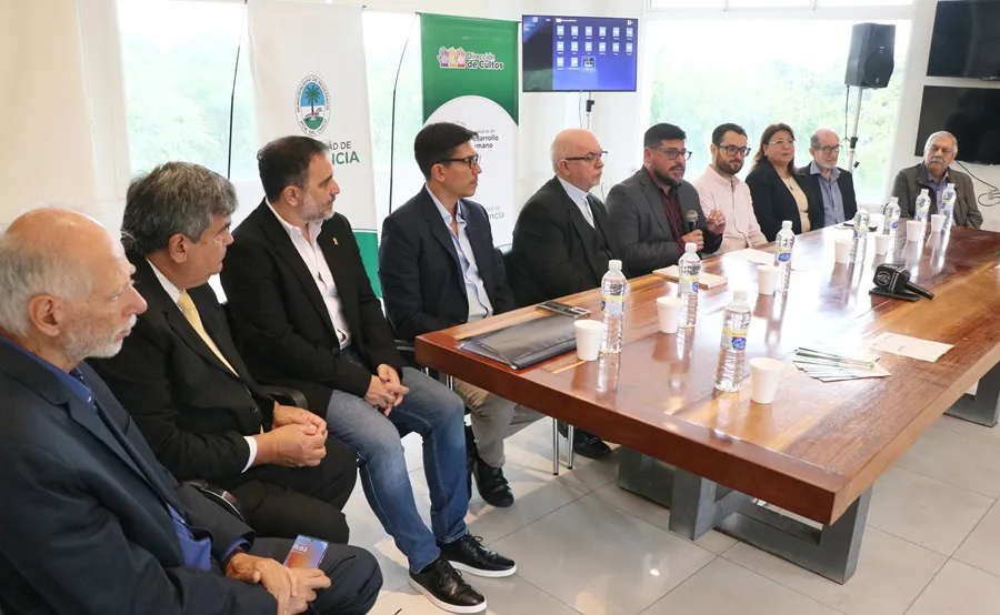 calendario-interreligioso-y-multicultural-2025  25-04-25-04