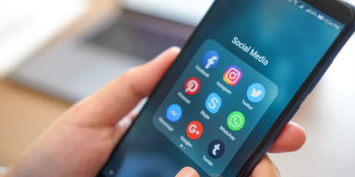 Social- media-22-06-29-01