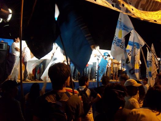 La-Campora-12-02-07-01