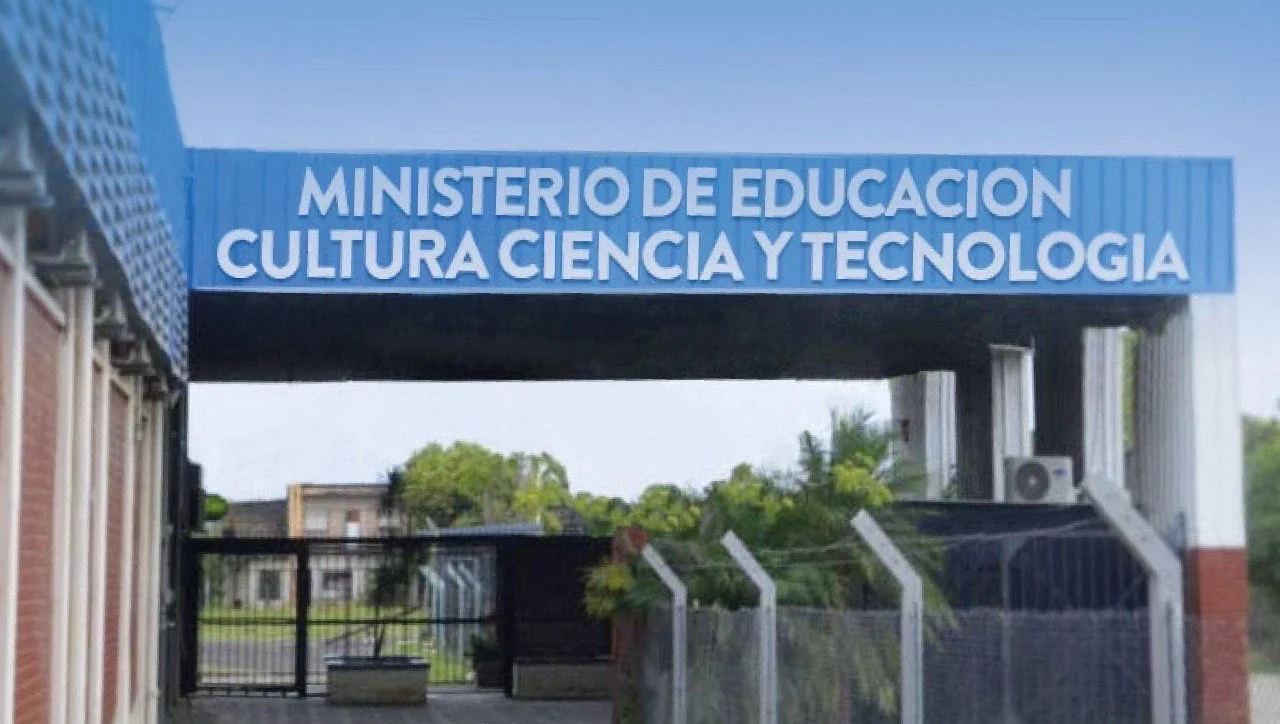 Ministerio-de-Educacion-24-10-14-01