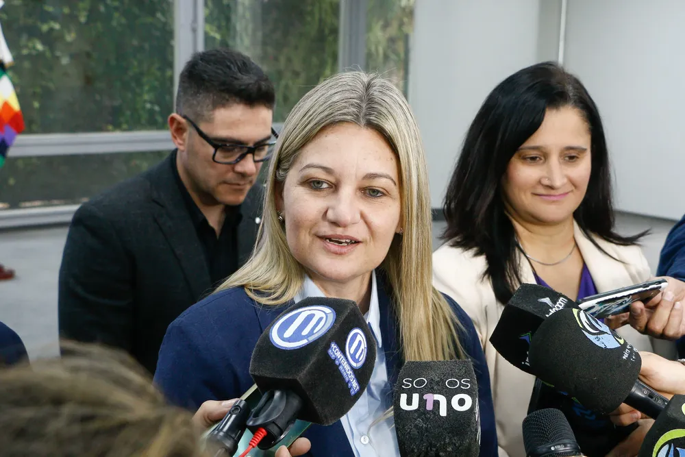 Carolina-Meiriño-Subasta-de-vehiculos-24-07-03-02