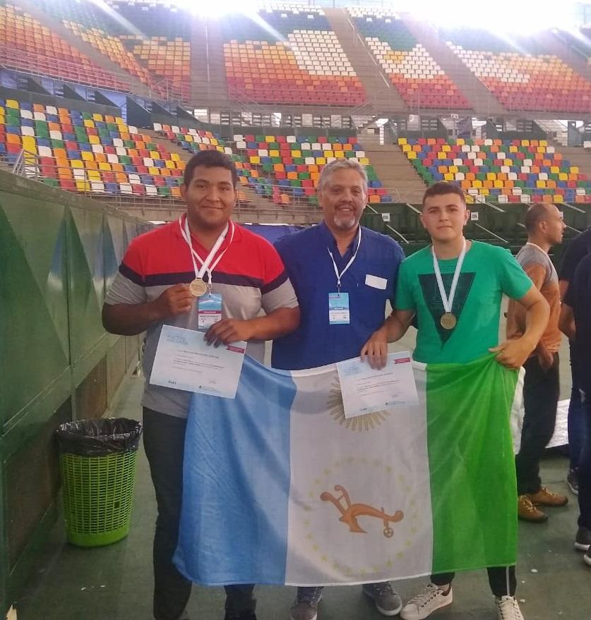 EET 25 obtuviene-mencion-en-olimpiada- de-electromecánica