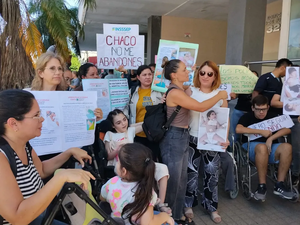 Insssep-reclamo-de-padres-con-hijos-discapacitados_01