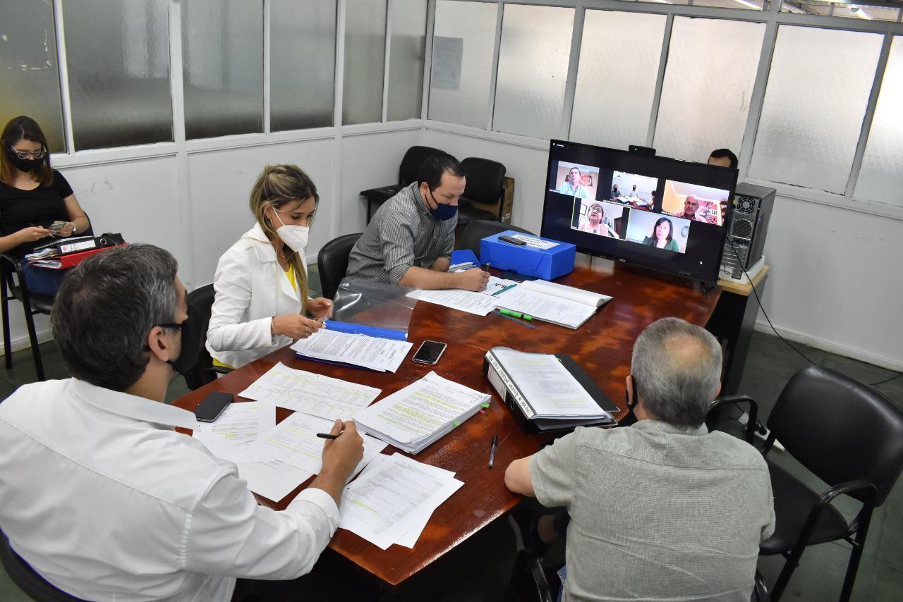 Comision-de-Hacienda-Defensora-general-20-11-12-01