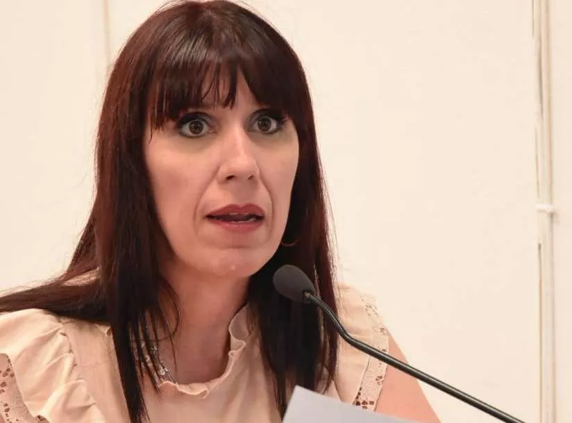 Paola-Benitez-23-04-19-03