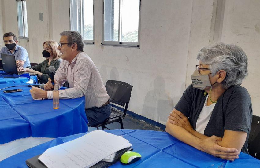Aldo-Lineras-reunion-con-equipos-tecnicos-pedagogicos 2021-10-01