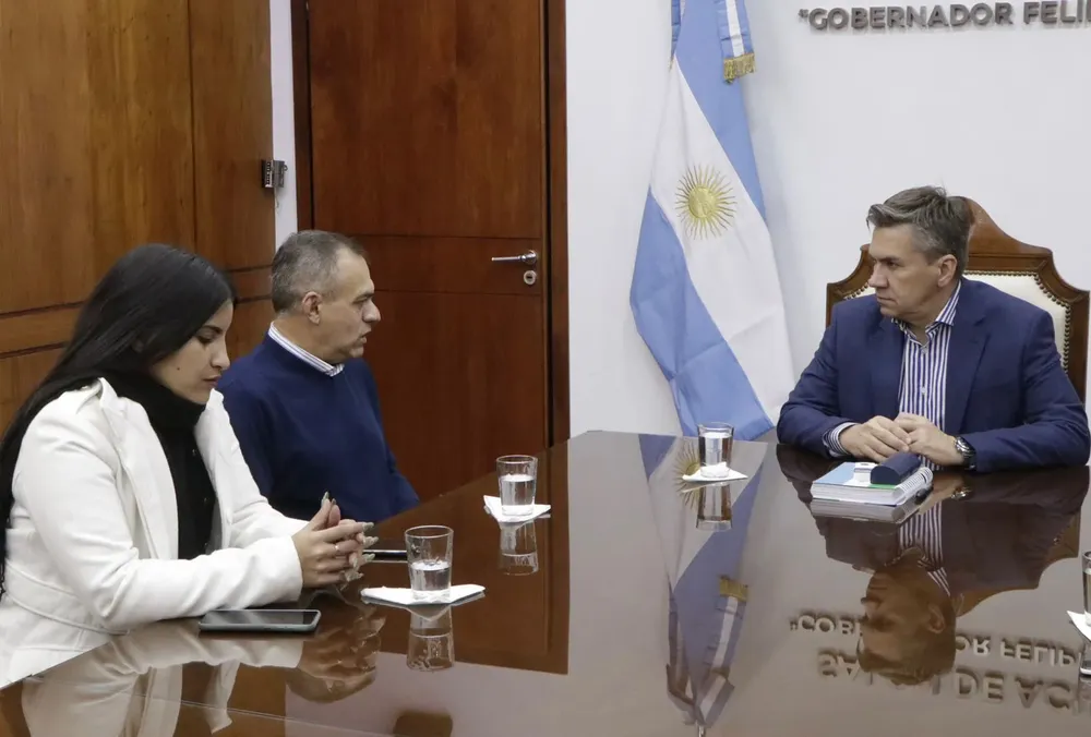 Leandro-Zdero-Consejo-de-Educacion-24-05-31-02