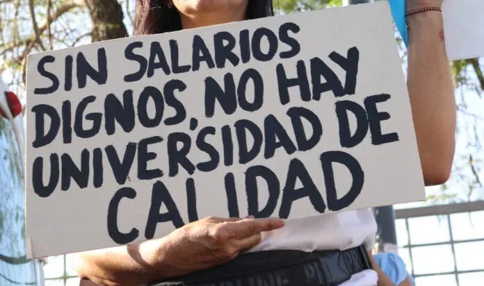 Universidad-Publica-Gratuita-y-de-Calidad-24-10-07-01