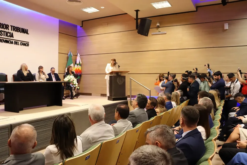 Emilia-Maria-Valle-Juramento-24-12-20-04