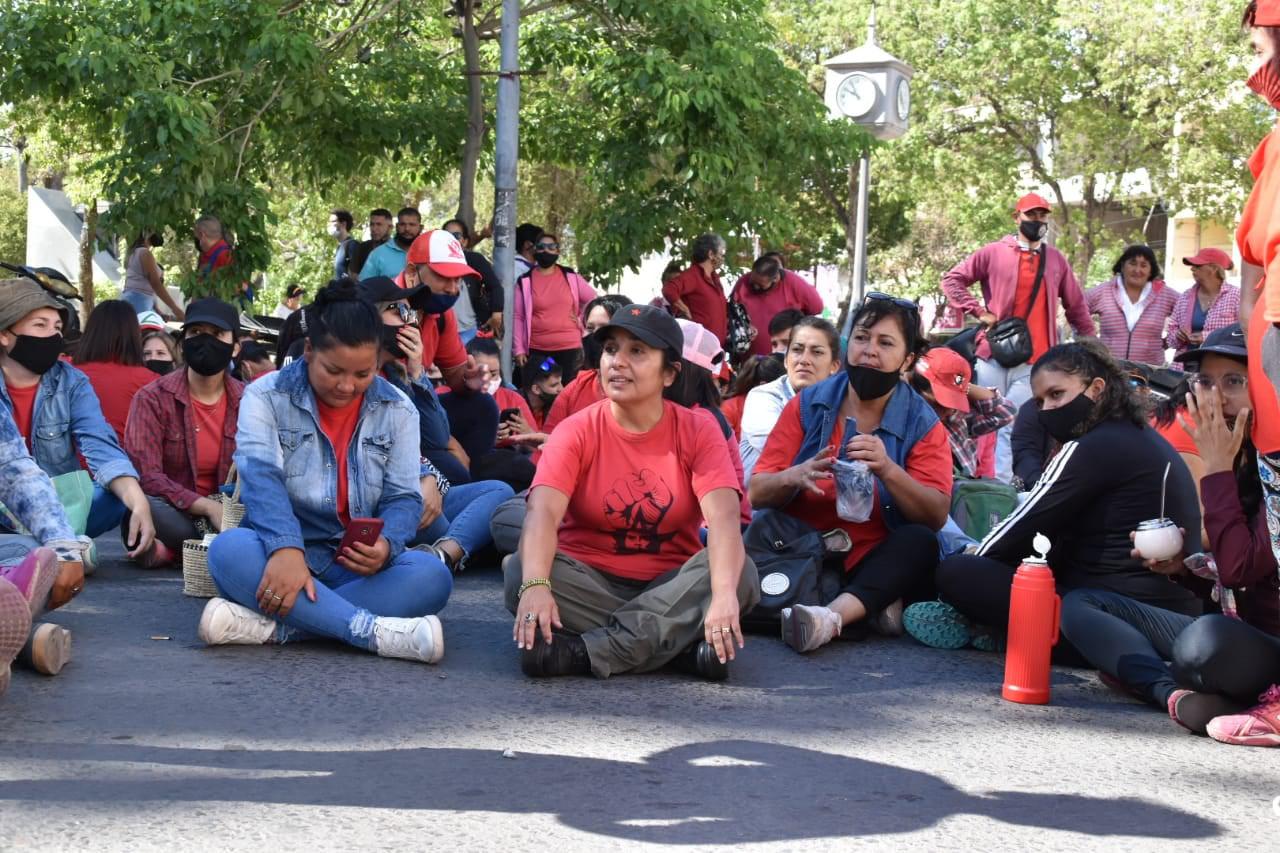 Mujeres-al-Frente-21-04-14-01