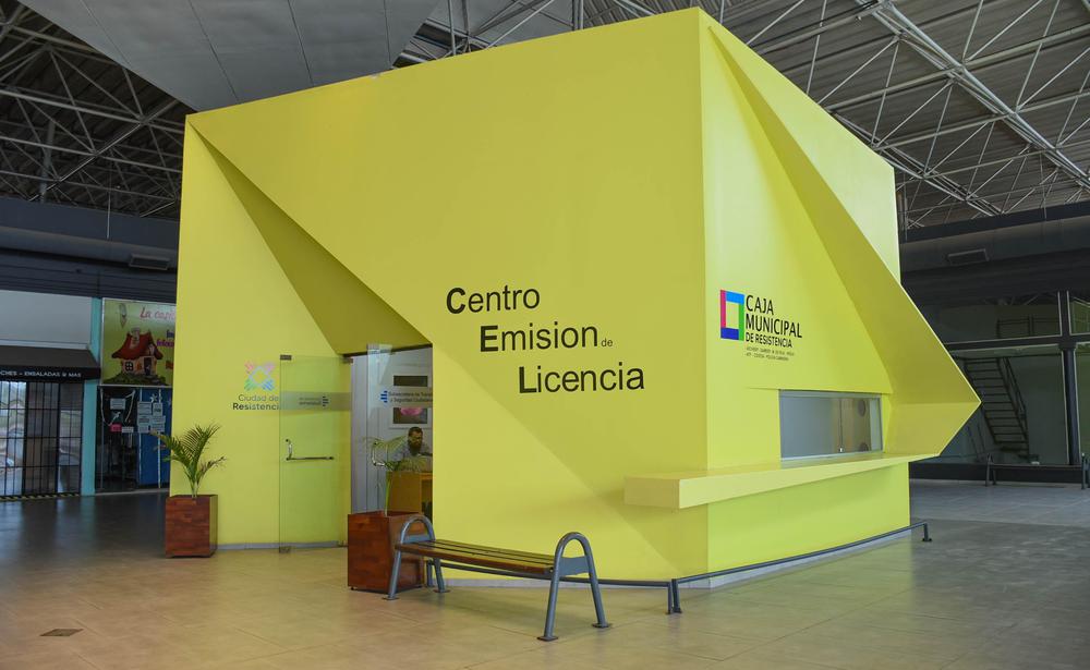 Centro de Emisión de Licencia en la Terminal.