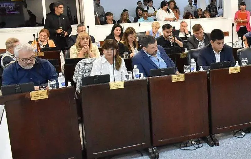 Bloque-de-diputados-provinciales-de-Juntos-por-el-Cambio-25-08-11-01