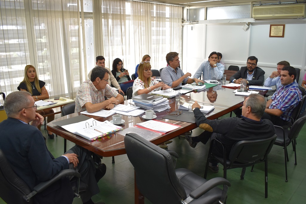 Comision-de-Hacienda-19-03-25-04