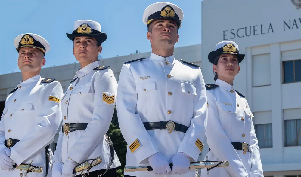 Armada-Argentina-25-05-20-01