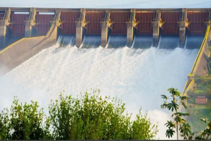 Represa-Itaipu-26-09-18-03