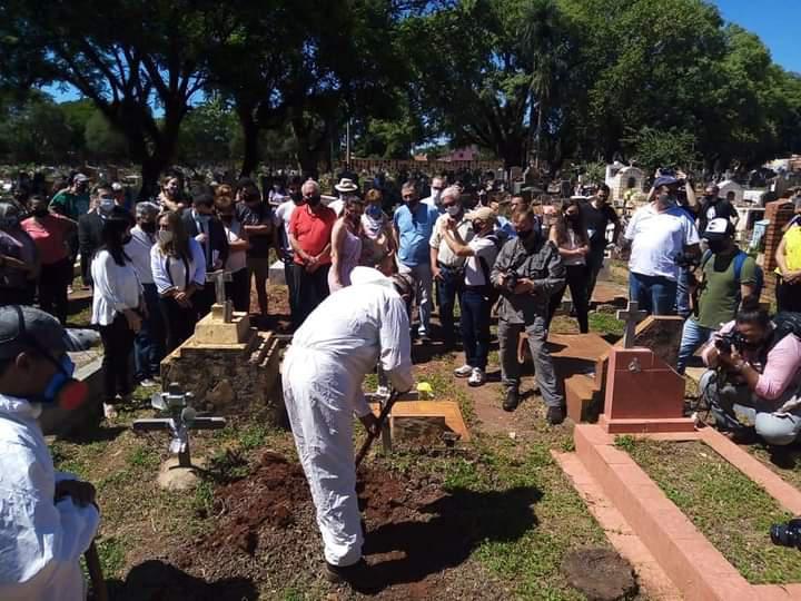 Exhumacion-de-cuerpos-de-victimas-de-la-Masacre-de-Margarita-Belen-20-12-11