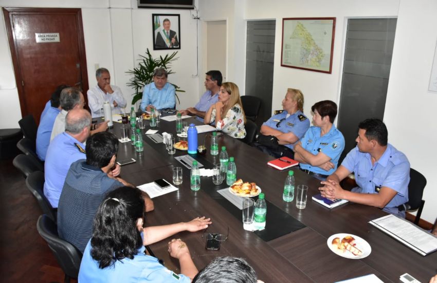 Gobierno-Municipio-Poder-Judicial-Cortes-de-calle-18-11-13-01