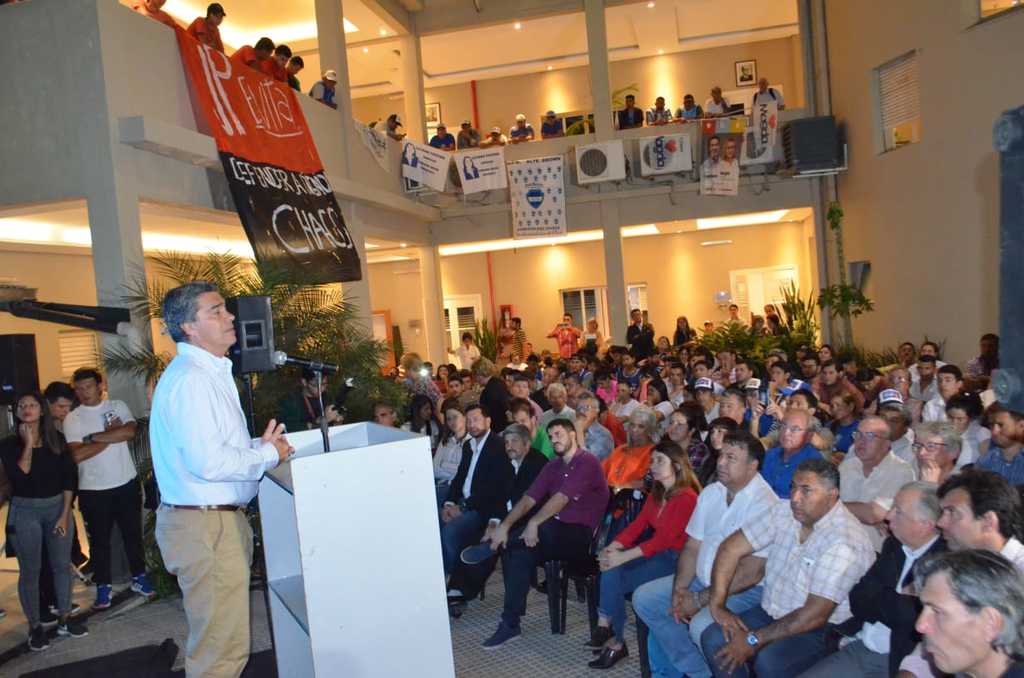 Jorge-Capitanich-Mesa-Federal-del-Deporte-19-09-25-02