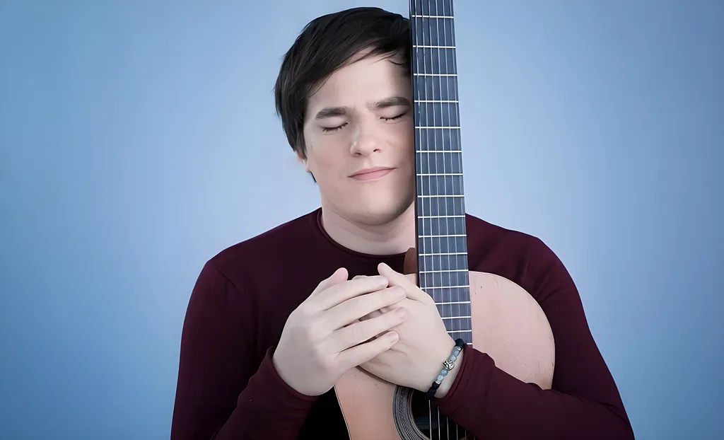 Nahuel Pennisi-24-08-22-02