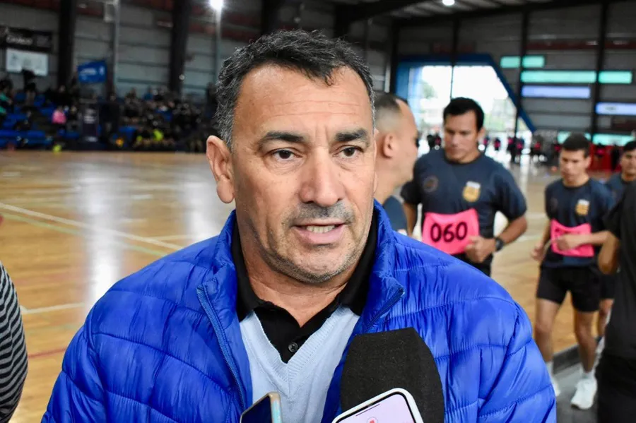 Pruebas-fisicas-a-arbtros-del-NEA-25-08-1902