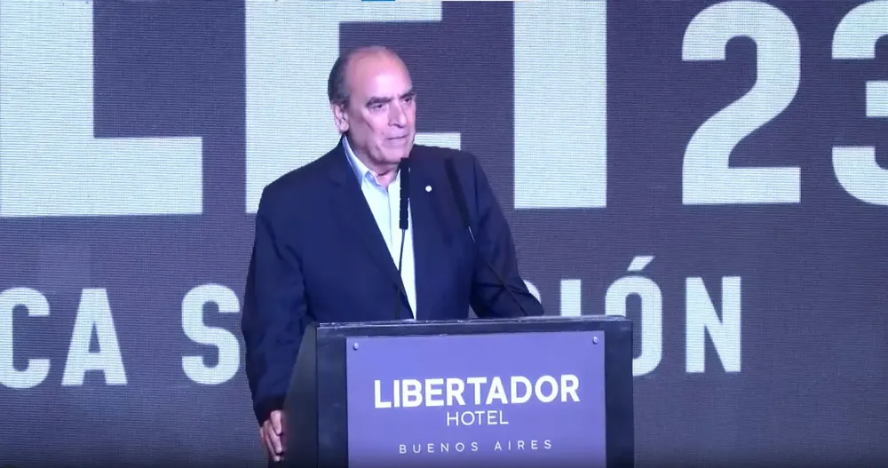 Guillermo-Francos-23-11-19-01