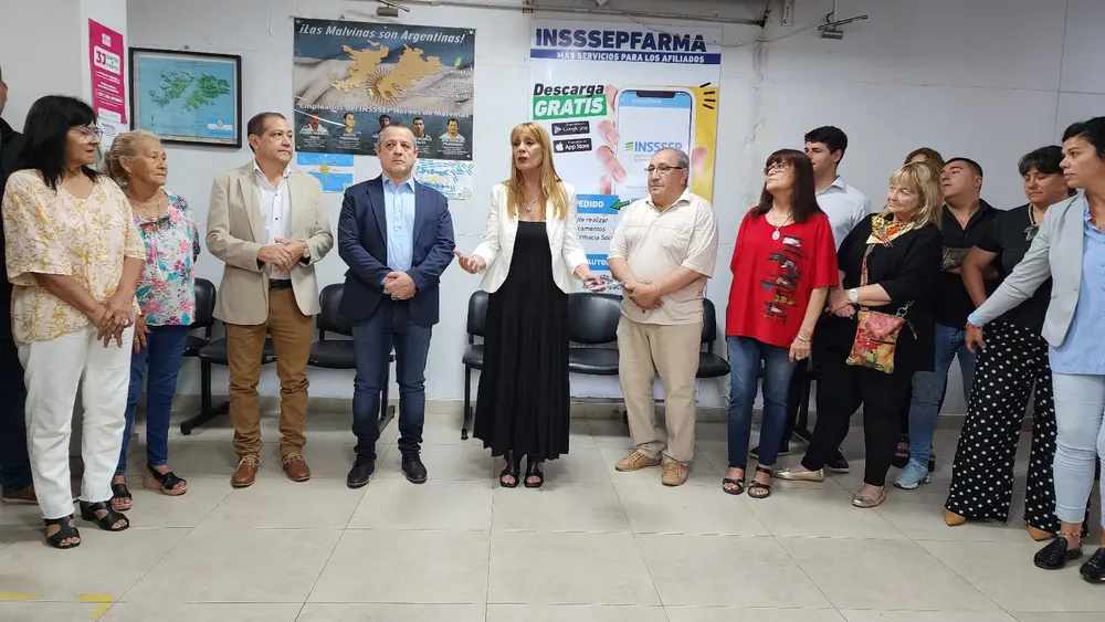 Asuncion-de-Irene-Dumrauf-como-presidenta-del-InSSSeP-23-12-11-03