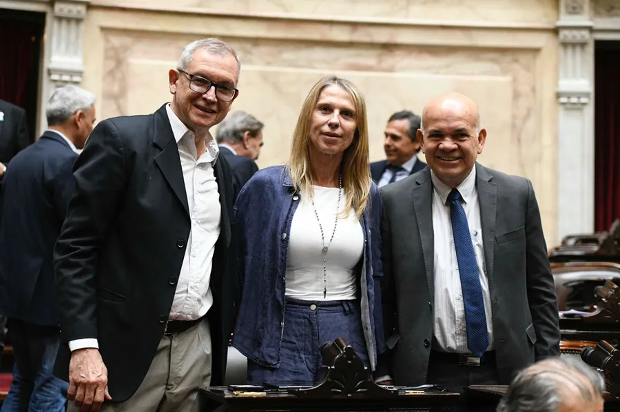 Juan-Manuel-Pedrini-Maria-Luisa-Chomiak-Juan-Carlos-Leiva-25-03-05-01