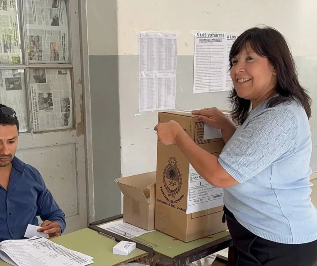 Elida-Cuesta-Votacion-25-05-11-02