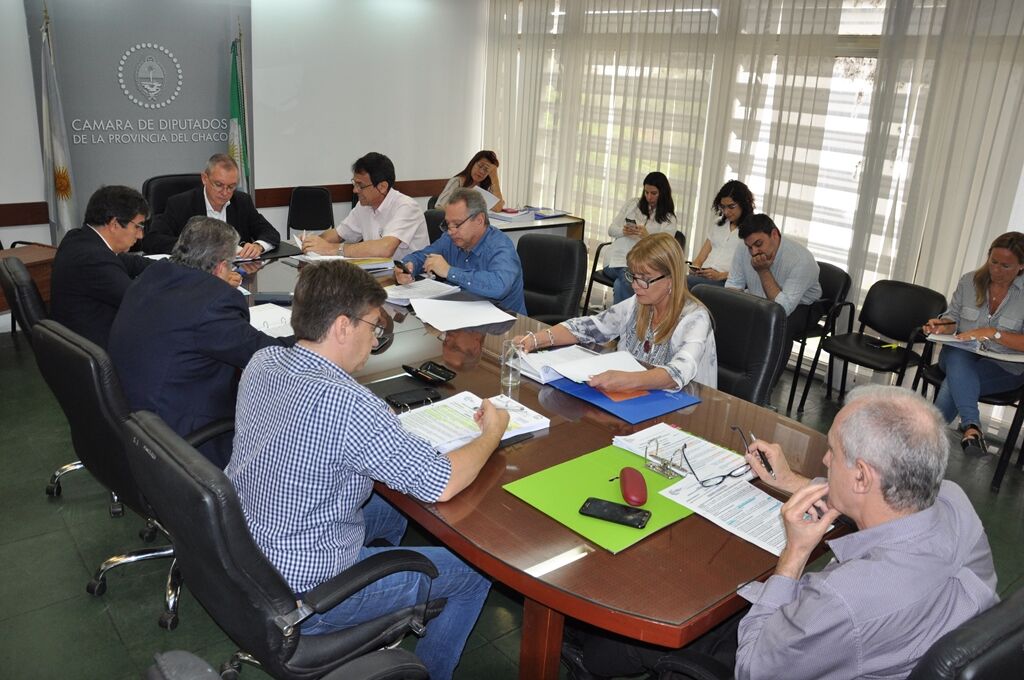 Comision-de-Hacienda-y-Presupuesto-18-10-08-01