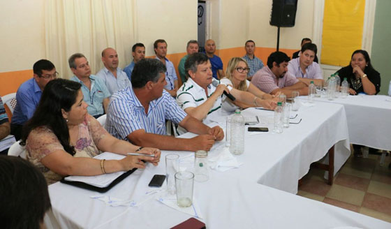Domingo-Peppo-intendentes-justicialistas-16-11-08-02