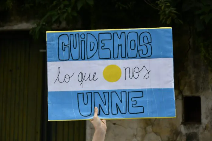 Marcha-Universitaria-24-10-01-01